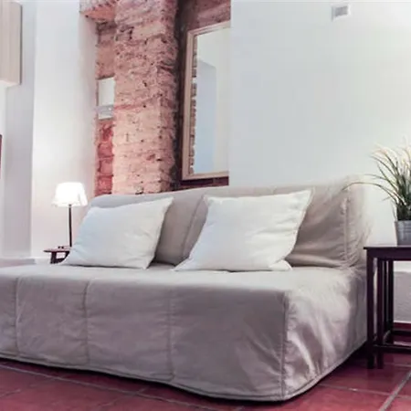 Cool Tailor Made Studio Apartment Lisbon